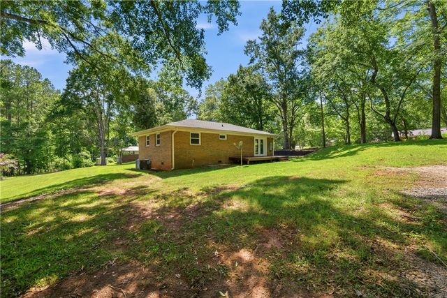 408 Sherwood Drive, Walhalla, SC 29691