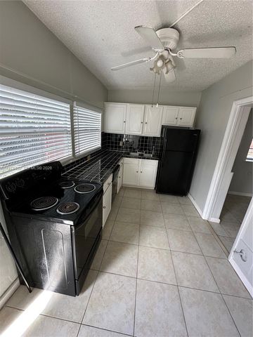 2443 Cleveland St 2, Hollywood, FL 33020