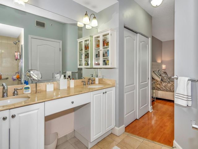 7542 SW 102nd St 209, Pinecrest, FL 33156