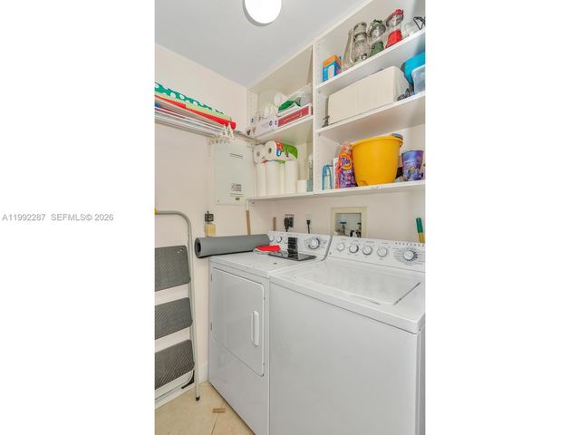 7542 SW 102nd St 209, Pinecrest, FL 33156