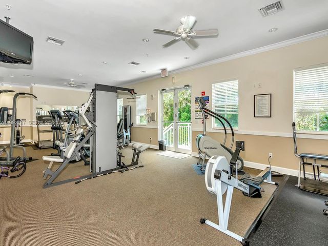 7542 SW 102nd St 209, Pinecrest, FL 33156