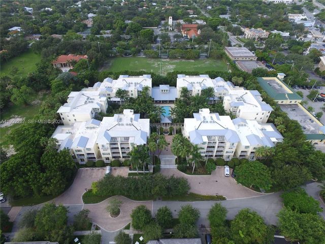 7542 SW 102nd St 209, Pinecrest, FL 33156