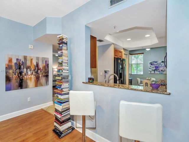 7542 SW 102nd St 209, Pinecrest, FL 33156