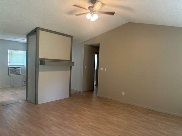 101 Seminole Street, Tye, TX 79563