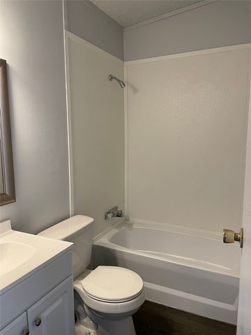 101 Seminole Street, Tye, TX 79563