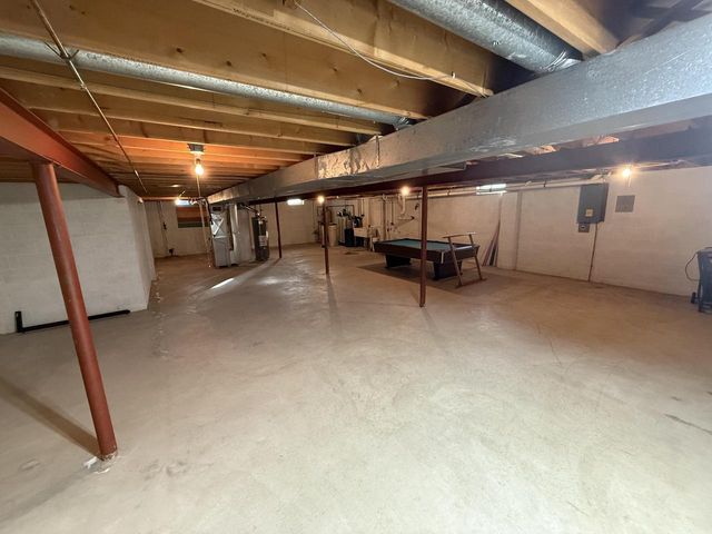 565 Amy Belle ROAD, Colgate, WI 53017