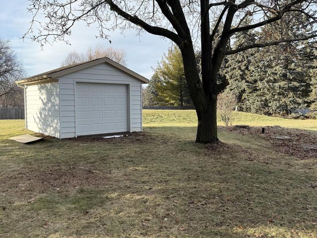 565 Amy Belle ROAD, Colgate, WI 53017