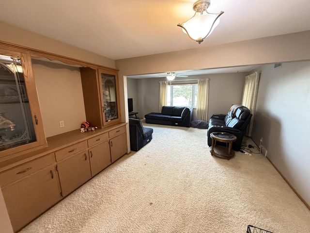 565 Amy Belle ROAD, Colgate, WI 53017