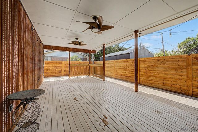 520 Iola Street, Aurora, CO 80010