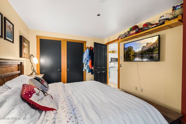 124 Village Lane, 305, Sandpoint, ID 83864