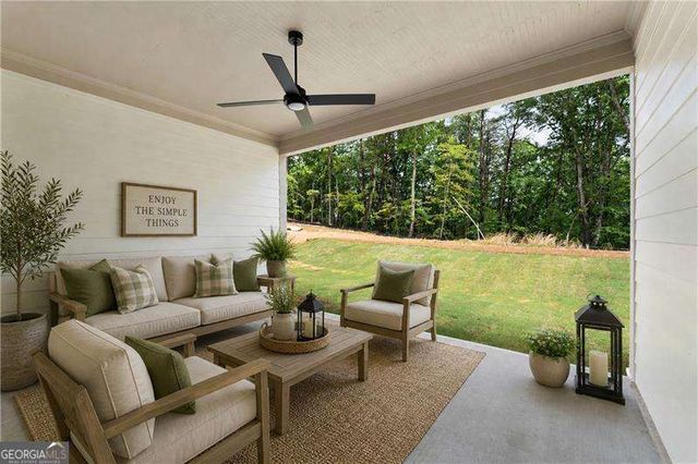 172 Cherokee Drive S, Waleska, GA 30183