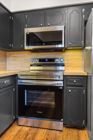 2717 W Oakdale Road, Irving, TX 75060
