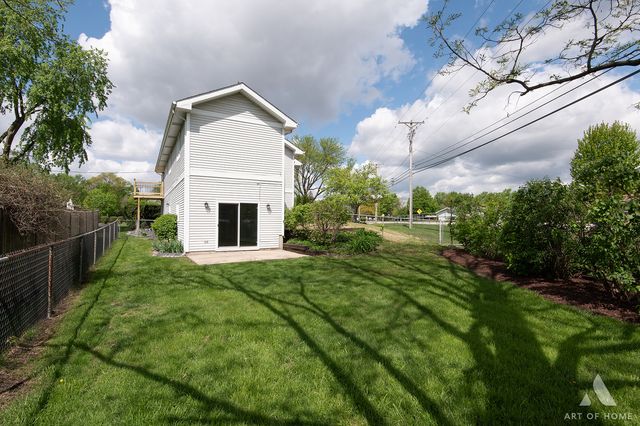 1170 McCarthy Road, Lemont, IL 60439
