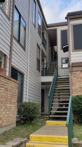 2301 Balsam Drive M301, Arlington, TX 76006