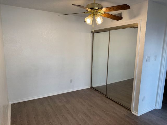 2301 Balsam Drive M301, Arlington, TX 76006