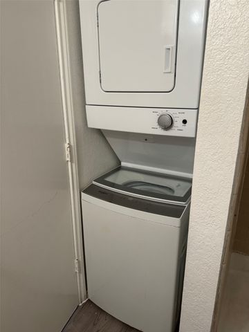 2301 Balsam Drive M301, Arlington, TX 76006