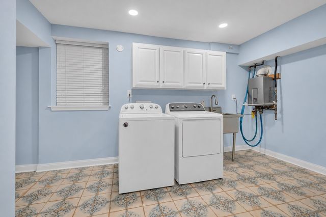 1217 Nelson Rd, Dickson, TN 37055