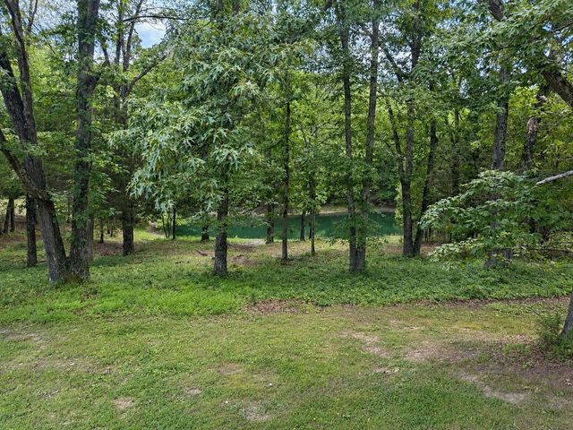 1217 Nelson Rd, Dickson, TN 37055