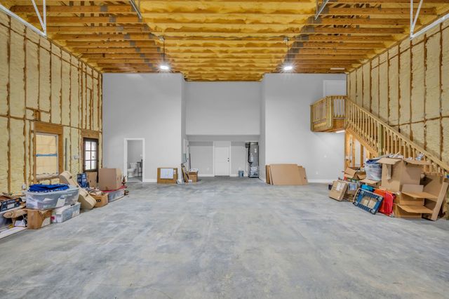 1217 Nelson Rd, Dickson, TN 37055