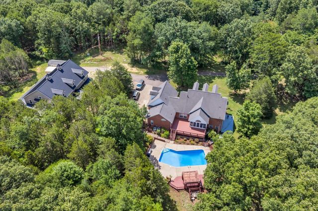 1217 Nelson Rd, Dickson, TN 37055
