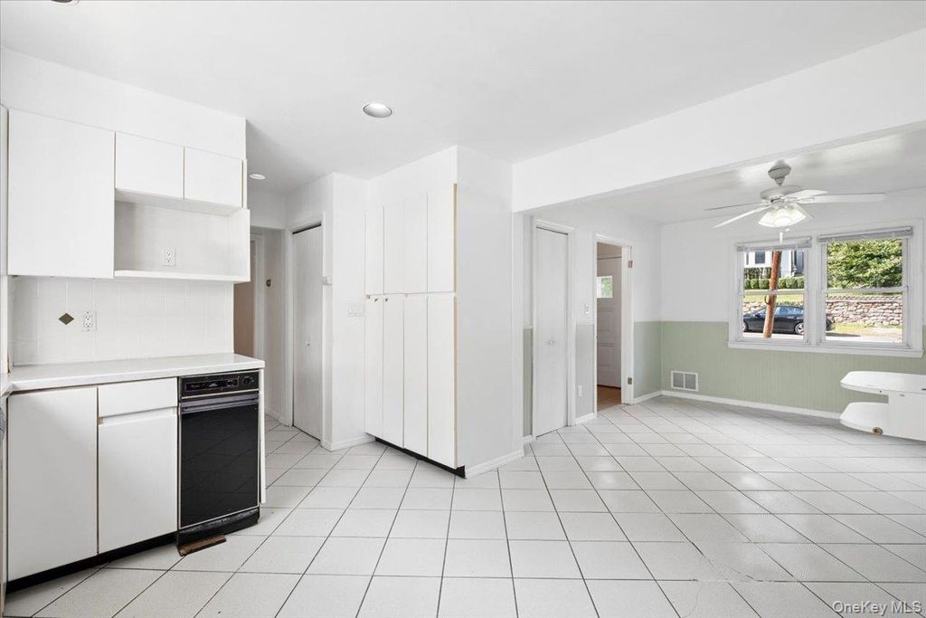 65 Sherwood Drive, Larchmont, NY 10538 — photo 5