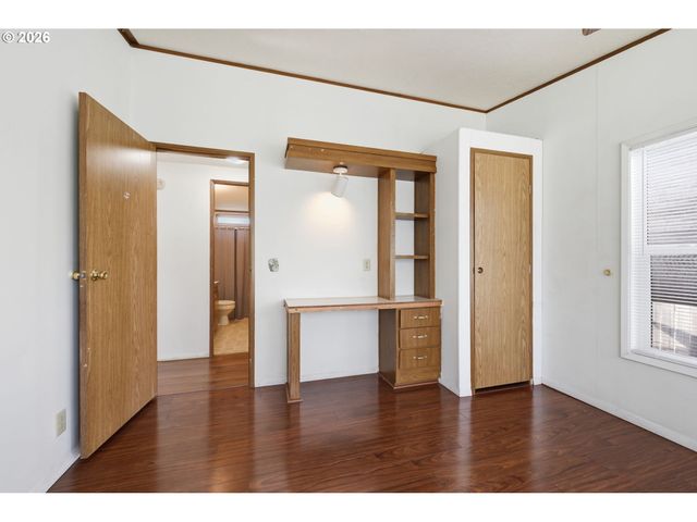 4966 PARSONS Ave, Eugene, OR 97402