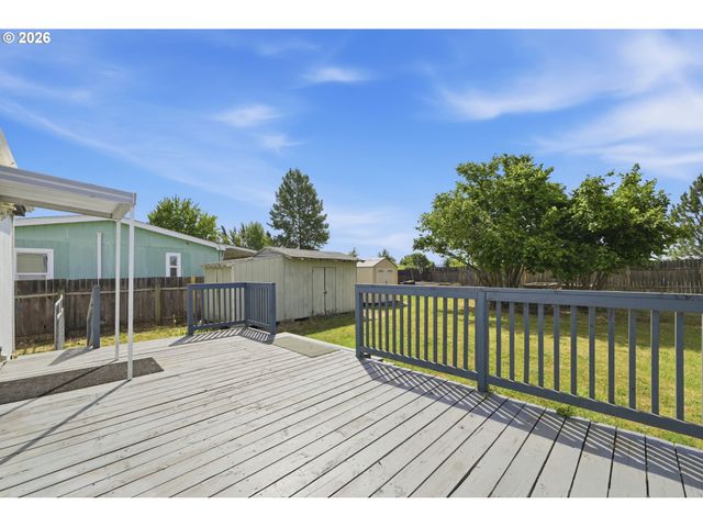 4966 PARSONS Ave, Eugene, OR 97402