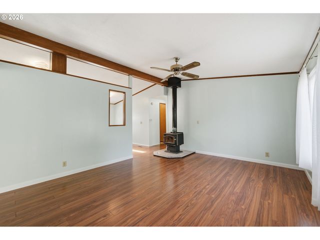 4966 PARSONS Ave, Eugene, OR 97402