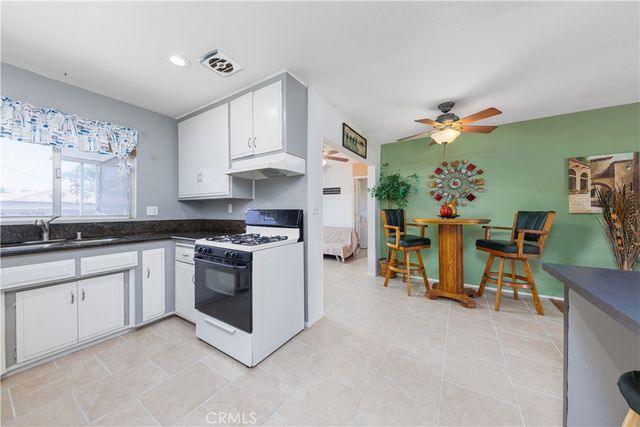 261 Mary, Hemet, CA 92543