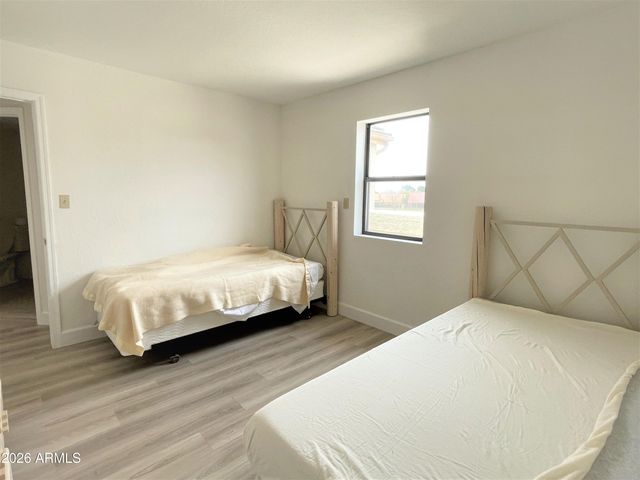 19907 N Denaro Drive, Glendale, AZ 85308