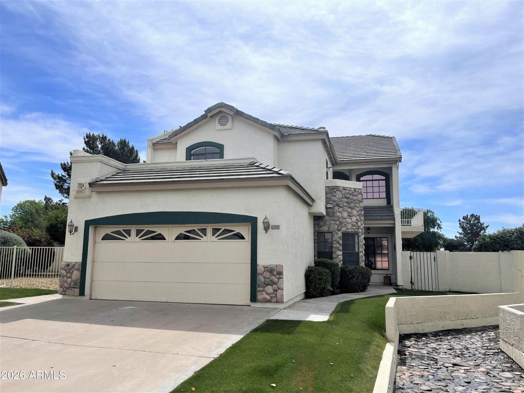 19907 N Denaro Drive, Glendale, AZ 85308