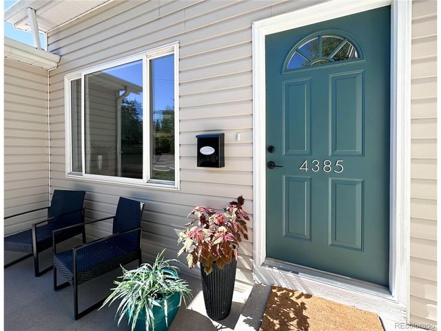 4385 S Clarkson, Englewood, CO 80113