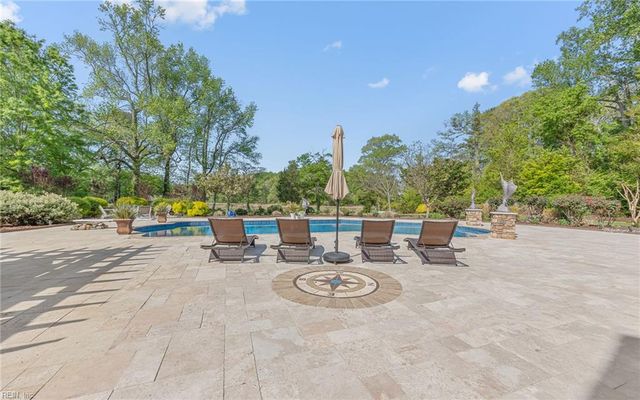 200 Ashby CT, Suffolk, VA 23435