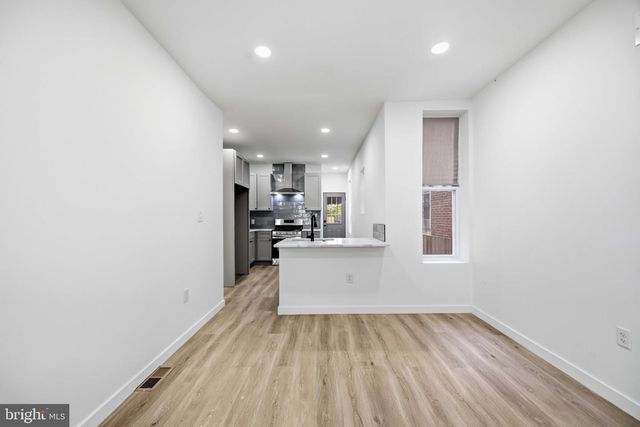445 W PENN ST, Philadelphia, PA 19144