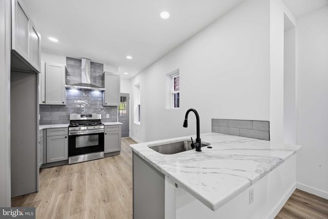 445 W PENN ST, Philadelphia, PA 19144