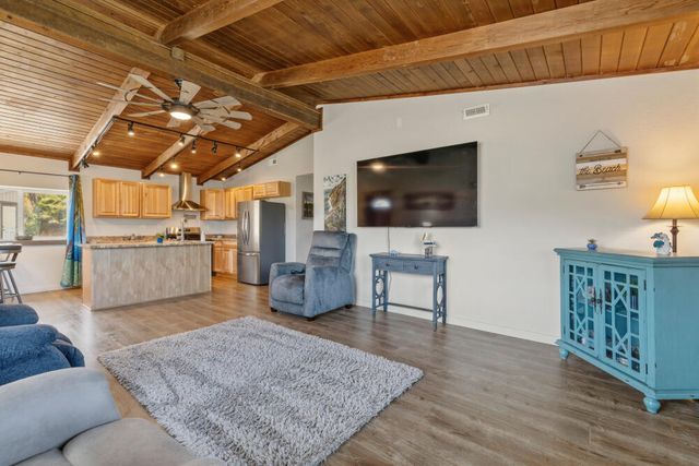 4811 Wocus Road, Klamath Falls, OR 97601