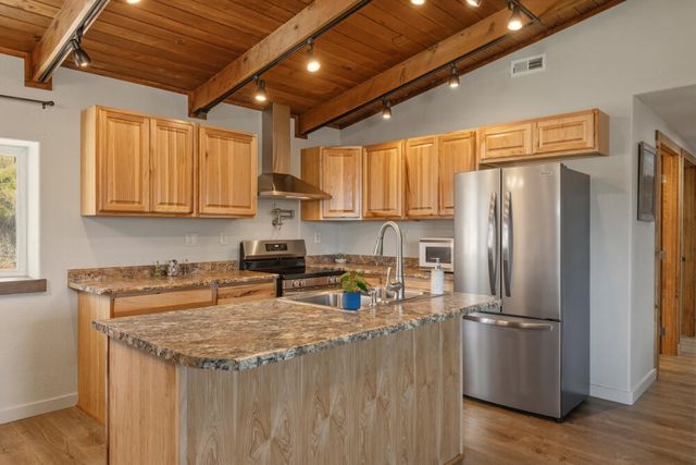 4811 Wocus Road, Klamath Falls, OR 97601