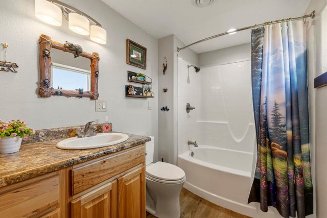 4811 Wocus Road, Klamath Falls, OR 97601