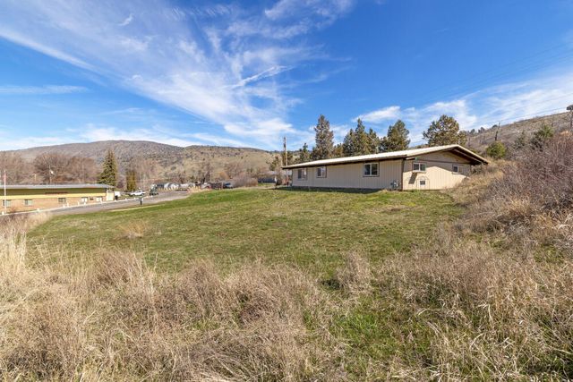 4811 Wocus Road, Klamath Falls, OR 97601