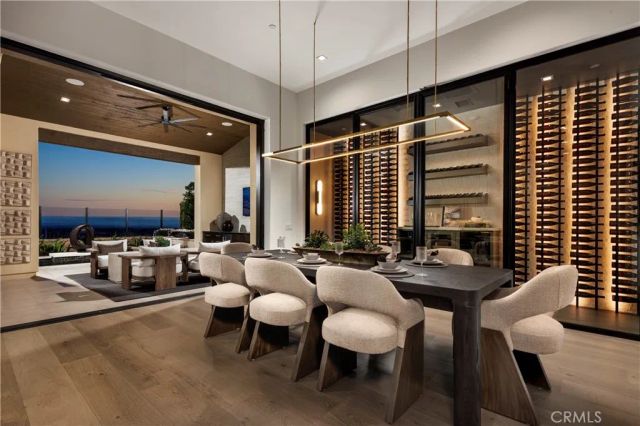 540 PENINSULA, Irvine, CA 92602