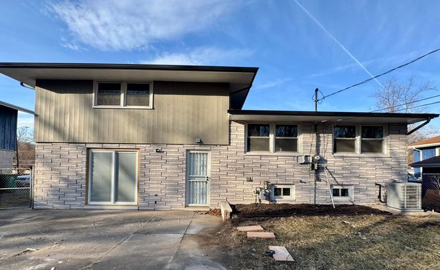 8611 Lakewood Avenue, Gary, IN 46403