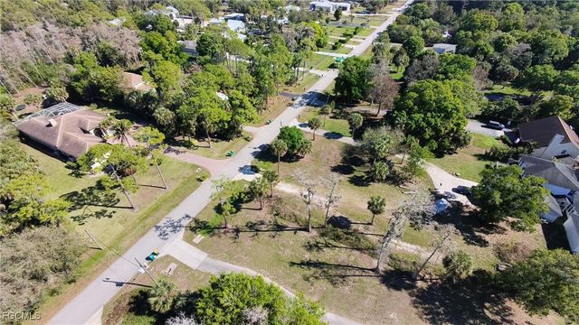 5780 Dogwood WAY, Naples, FL 34116