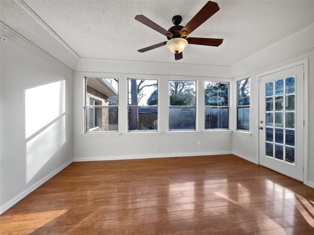 2201 Shady Meadow Court, Arlington, TX 76013