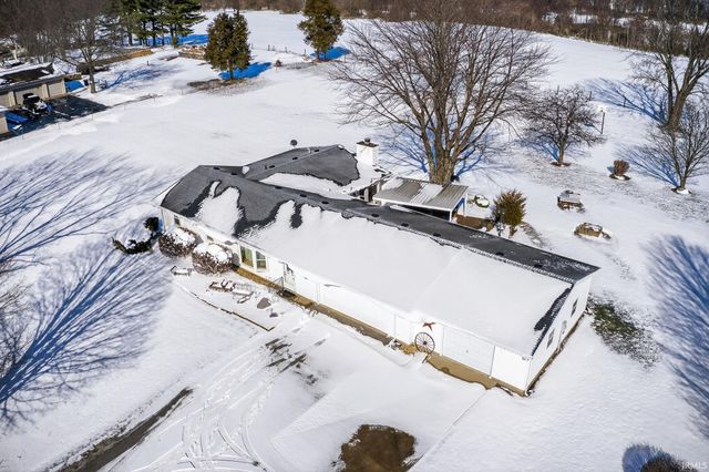 29705 New Road, North Liberty, IN 46554