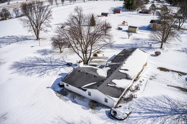 29705 New Road, North Liberty, IN 46554