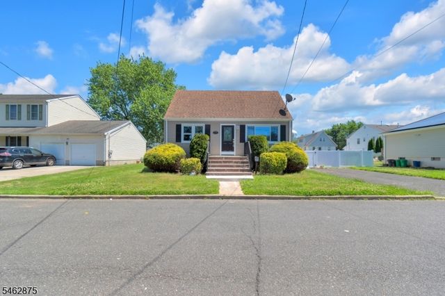 197 Delaware Ave, Aberdeen Twp., NJ 07721