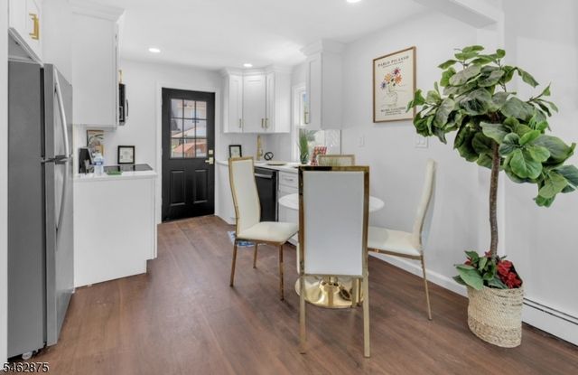 197 Delaware Ave, Aberdeen Twp., NJ 07721