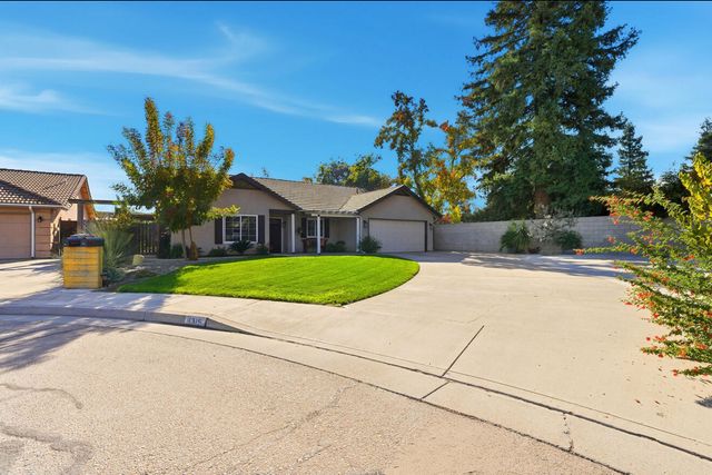 1315 E Vine Court, Visalia, CA 93292