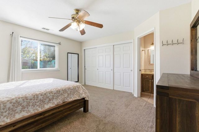 1315 E Vine Court, Visalia, CA 93292