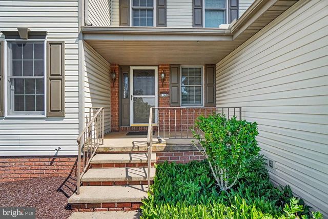 1140 WOODRIDGE DR, Middletown, PA 17057